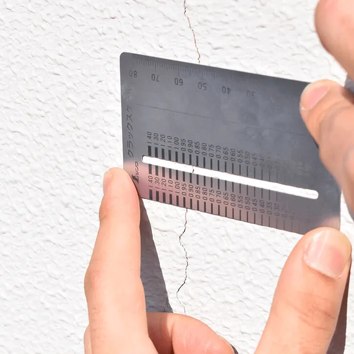 ALC壁の劣化: 劣化箇所の補修と防水塗料による仕上げで耐久性強化